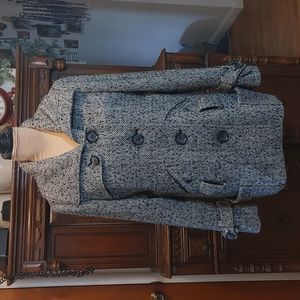 MODA INTERNATIONAL coat.  Herringbone pattern. PRE-OWNED great condition.